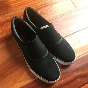 Men Nike slip on sneakers